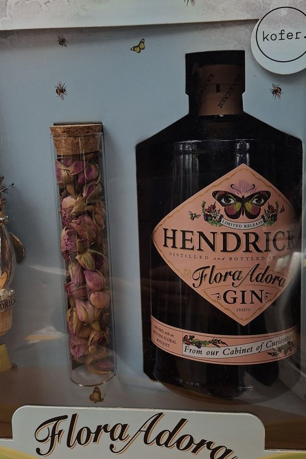 hendricks-gift-kofer-zacini